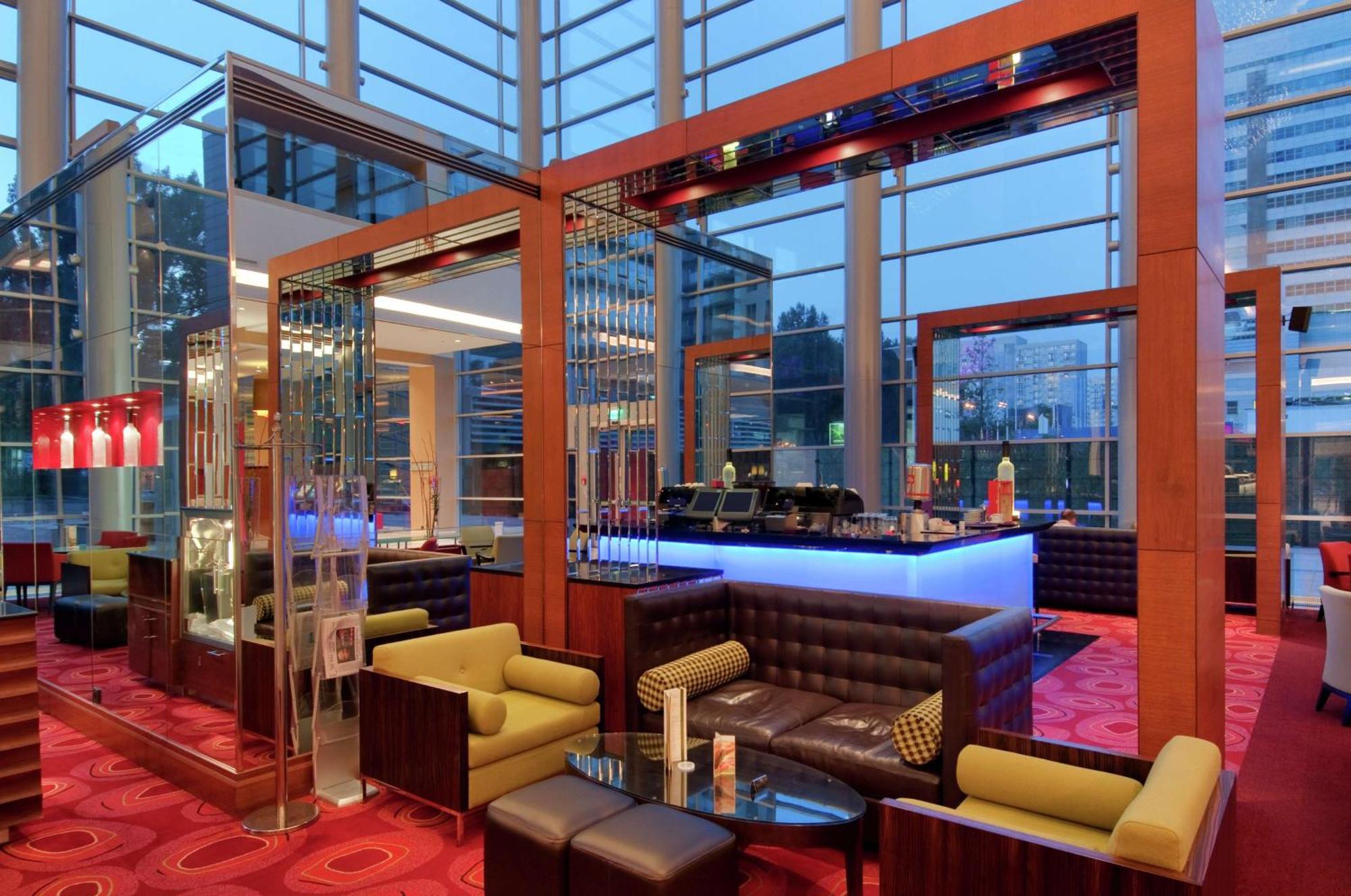 Hilton Warsaw City Hotel Varsóvia Exterior foto